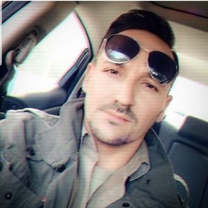 Meet your Posher, Christopher